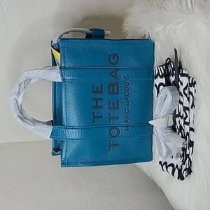 💯 Authentic MARC JACOBS TOTE BAG 🍀